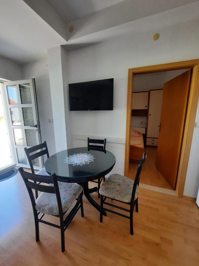 Apartment Anita *